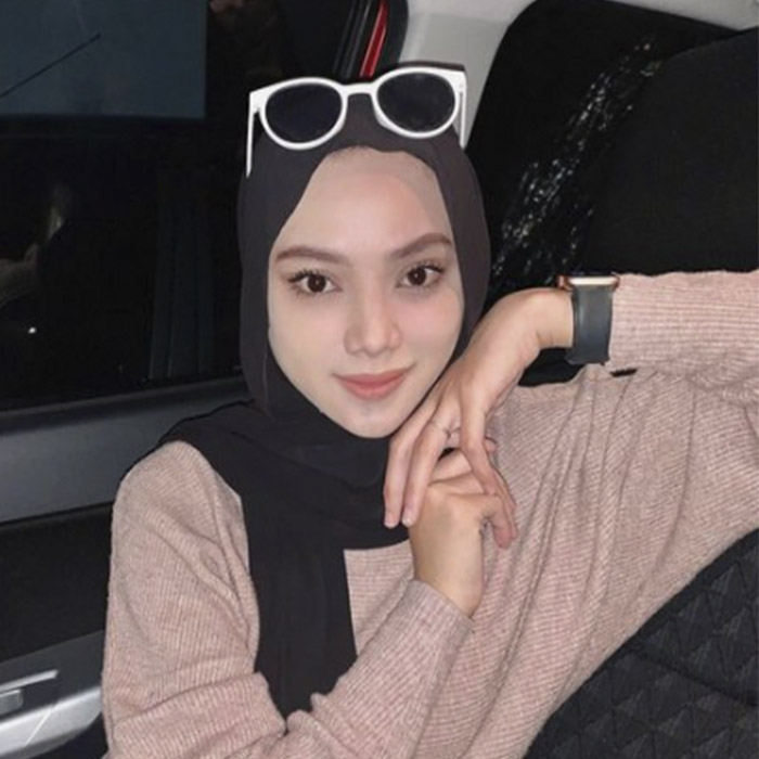 Intan je